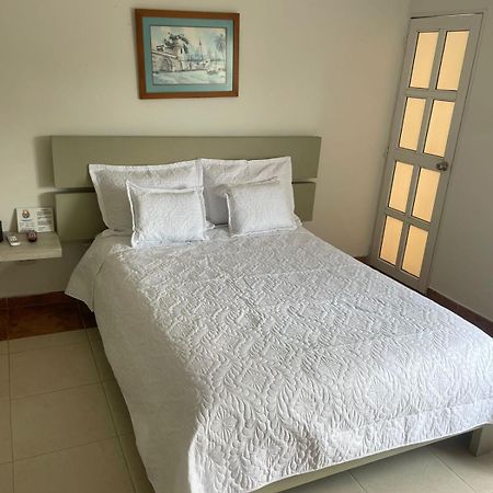 Hotel Mar Del Plata Cartagena Exterior photo