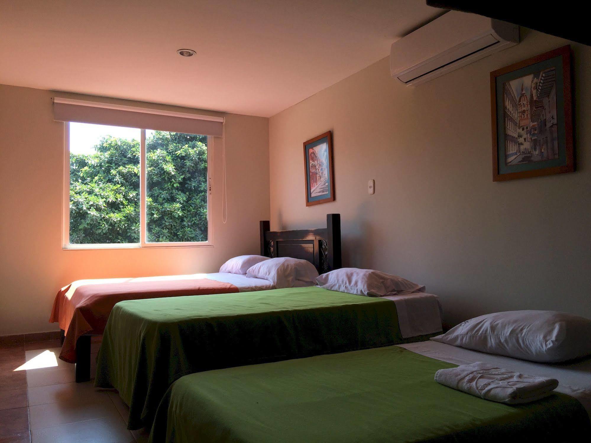 Hotel Mar Del Plata Cartagena Exterior photo